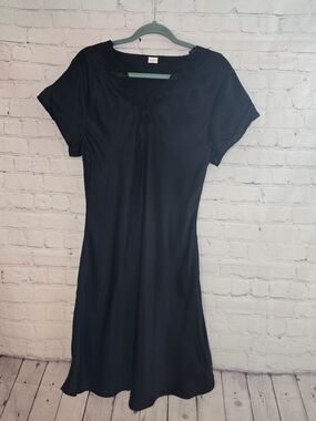 Silksilky Pure Silk Short Sleeve V-neck Short Nightgown with Lace Split Design M